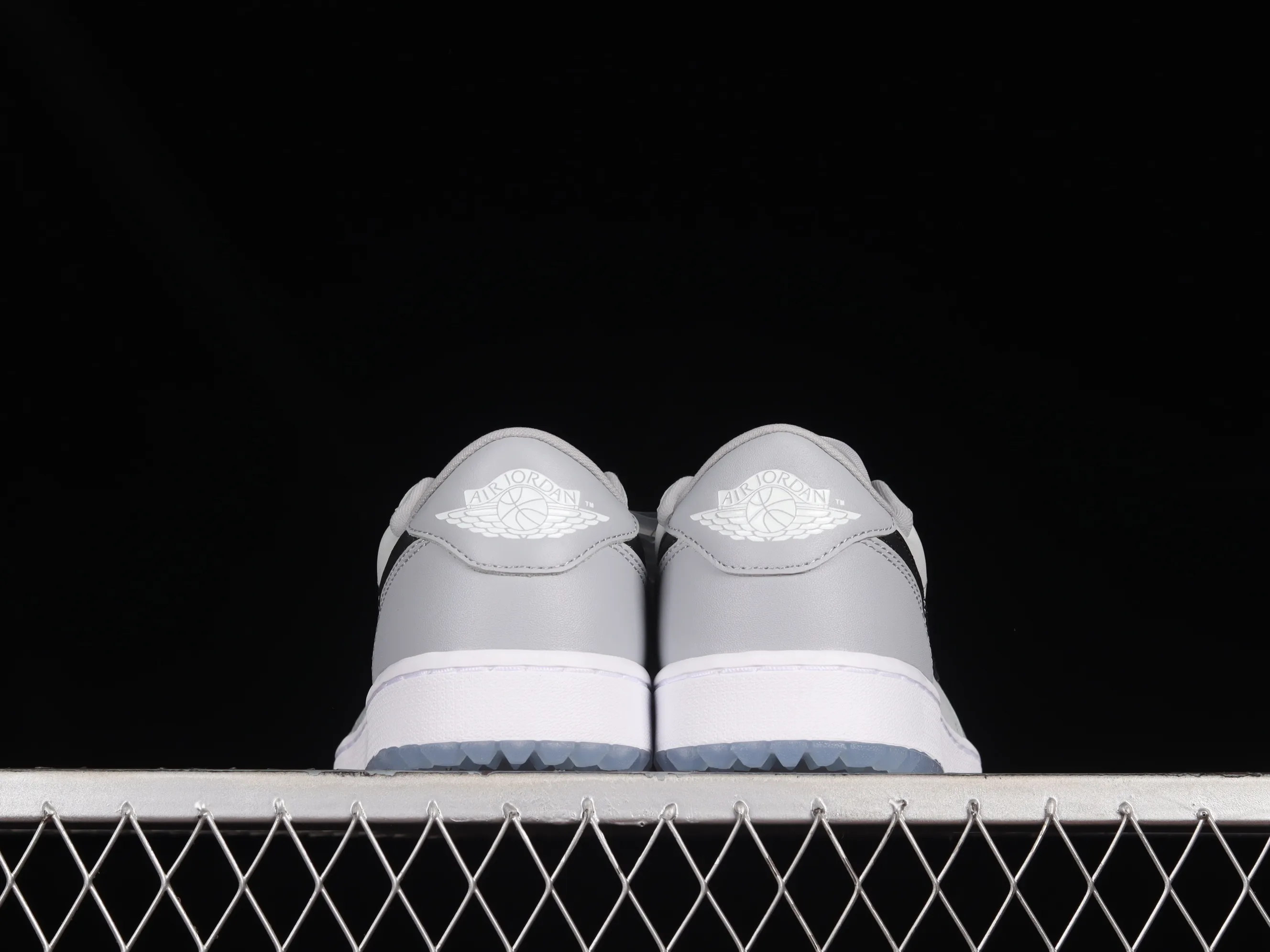 All categories Air Jordan Jordan series basketball shoes Air Jordan 1 Low G version pure original Air Jordan 1 Low Golf AJ1 Joe 1 new golf version Wolf gray color DD9315-002